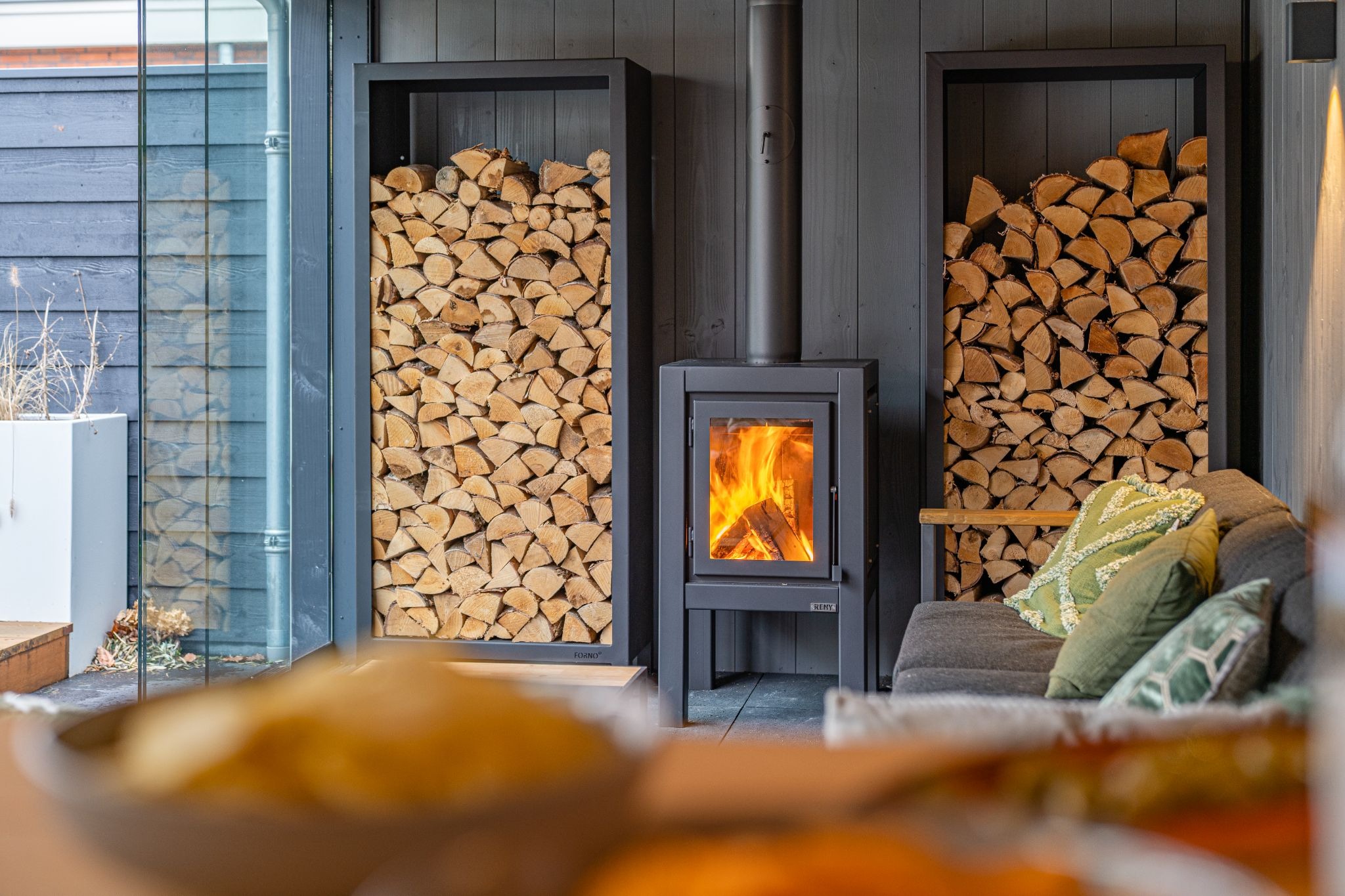 Haardhout opslaan onder je luxe overkapping | Apard