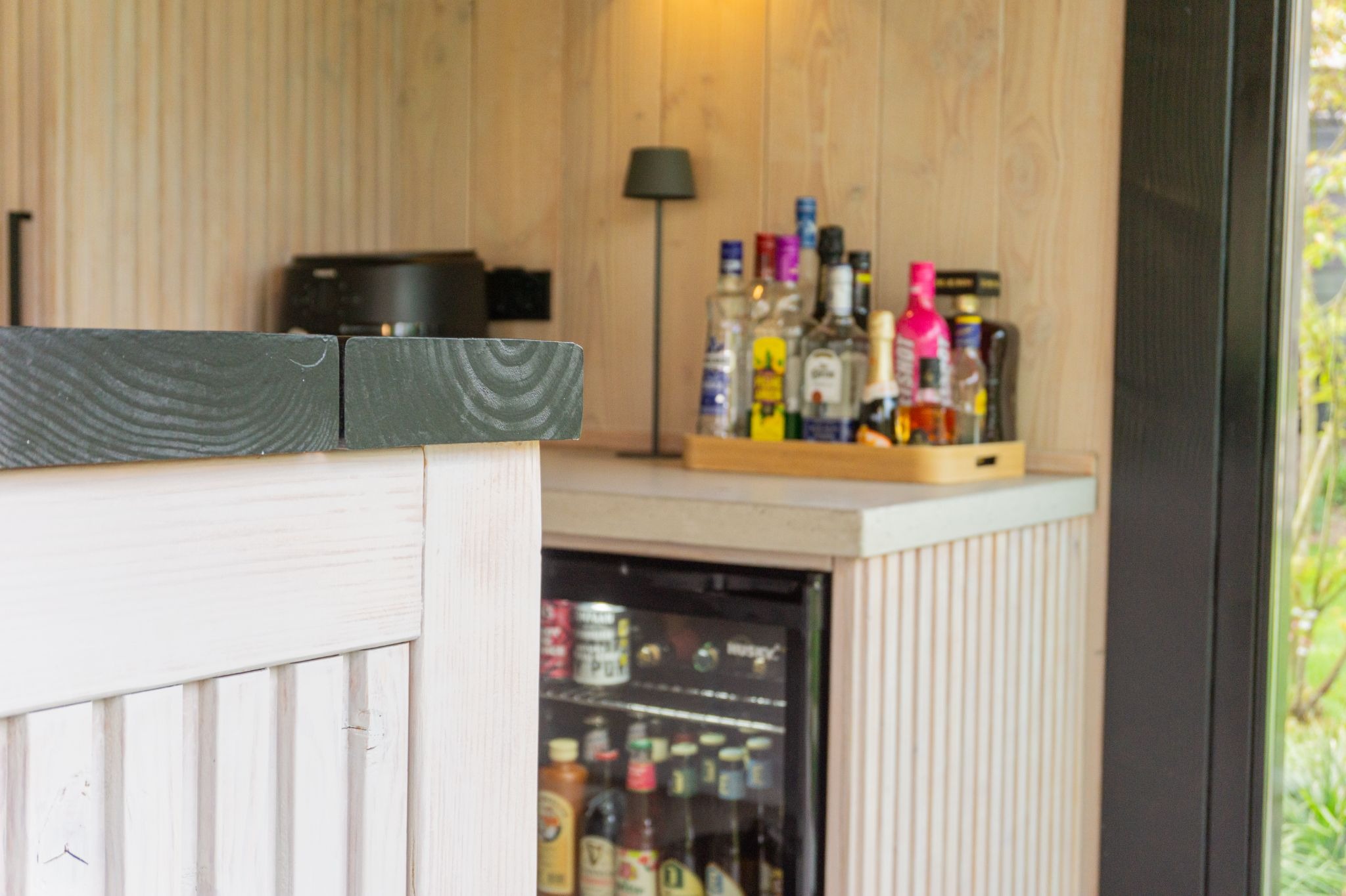 Overkapping met bar inrichten? Zo bepaal je de juiste plek | Apard