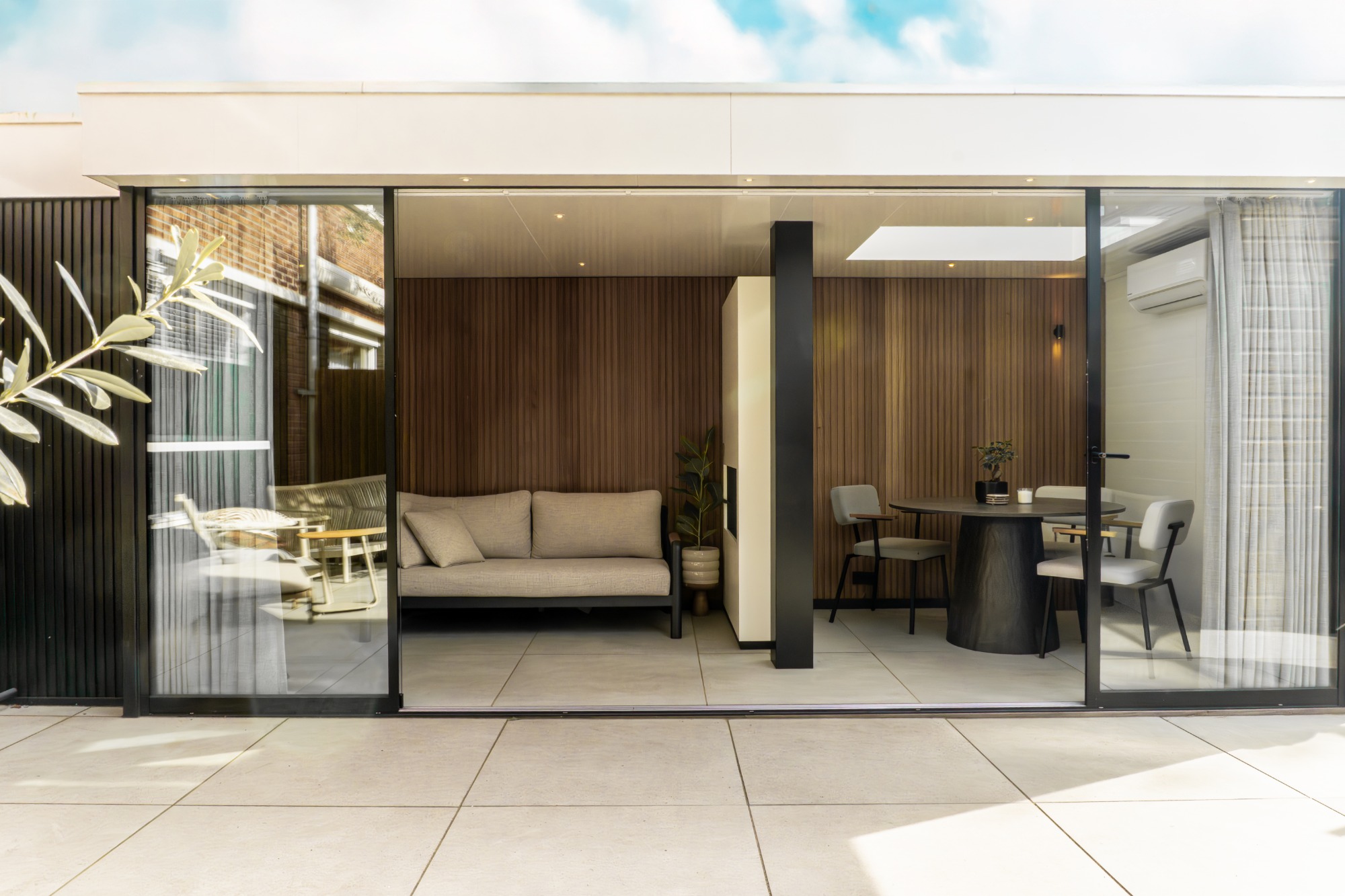 Luxe tuinkamer met werkplek en buitenkeuken | Apard